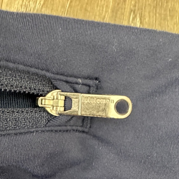 Lululemon Surge Joggers Mens XLarge Gray Pants Running Gym Cross Training Hybrid - Picture 8 of 9